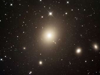   M87.  Robert Gendler, NASA