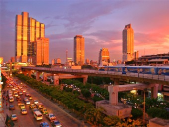 Вид на Бангкок. Фото с сайта visitingthailand.com Вид на Бангкок. Фото с сайта visitingthailand.com