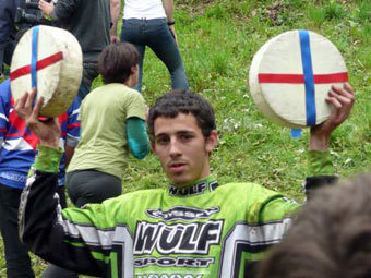 ���� � ����� cheese-rolling.co.uk
