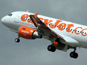 Самолет EasyJet. Фото Adrian Pingstone с сайта wikipedia.org Самолет EasyJet. Фото Adrian Pingstone с сайта wikipedia.org