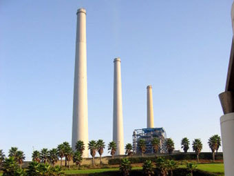 Электростанция в Хадере. Фото wikipedia.org Электростанция в Хадере. Фото wikipedia.org