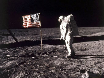 ���� � "��������-11" �� ����������� ����. ���� � ����� NASA 