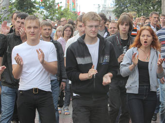 Участники акции протеста в Белоруссии. Архивное фото РИА Новости, Сергей Самохин