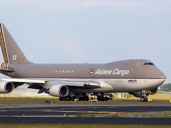 Грузовой 'Боинг' авиакомпании Asiana Airlines. Фото Brian с сайта Wikipedia.org Грузовой 'Боинг' авиакомпании Asiana Airlines. Фото Brian с сайта Wikipedia.org