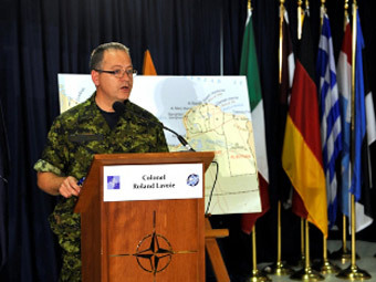 Полковник Ролан Лавуа. Фото nato.int Полковник Ролан Лавуа. Фото nato.int
