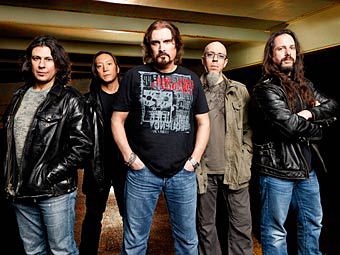 Майк Портной подал в суд на участников Dream Theater