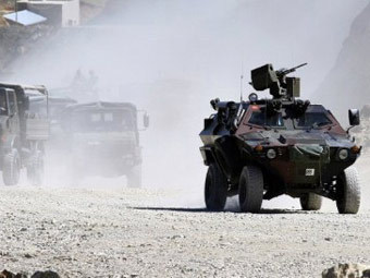 Колонна турецкой армии. Фото (c)AFP Колонна турецкой армии. Фото (c)AFP