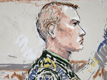 Сержант Кельвин Гиббс. Рисунок из зала суда, пере
		<!--