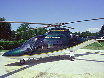 Вертолет Augusta A109 в Мачерате. Фото с сайта planepictures.net Вертолет Augusta A109 в Мачерате. Фото с сайта planepictures.net