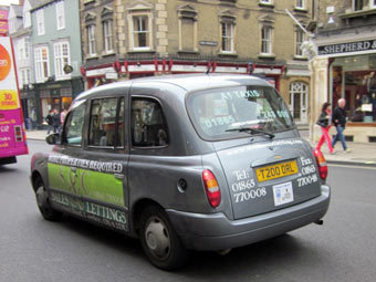 Такси в Оксфорде. Фото с сайта taxi-photos.com