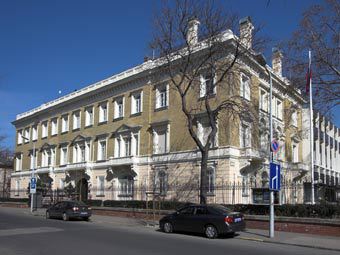 Россия подала протест в связи с осквернением мемориала в Будапеште Россия подала протест в связи с осквернением мемориала в Будапеште