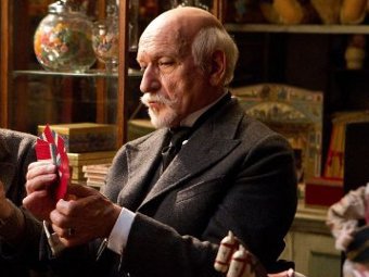 Бен Кингсли в фильме "Хранитель времени"