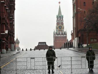Оцепление у Кремля 4 декабря 2011 года. Фото ©AFP