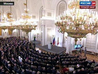 Послание Дмитрия Медведева федеральному собранию. Кадр телеканала "Россия 24"