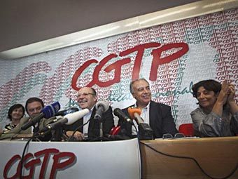 Руководство CGTP. Фото (c)AFP Руководство CGTP. Фото (c)AFP