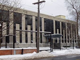 Посольство России в Оттаве. Фото с сайта wikipedia.org, пользователя SimonP Посольство России в Оттаве. Фото с сайта wikipedia.org, пользователя SimonP