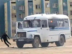 Разгонявших беспорядки в Жанаозене полицейских посадили под домашний арест
