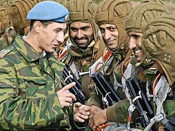 Участники учения 'Индра-2007'. Фото РИА Новости, Михаил Мордасов Участники учения 'Индра-2007'. Фото РИА Новости, Михаил Мордасов
