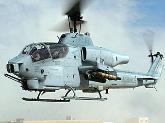 AH-1W Cobra. Фото с сайта guncopter.com AH-1W Cobra. Фото с сайта guncopter.com