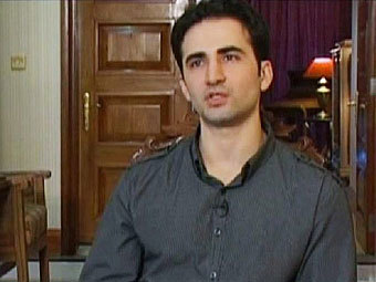 Амир Мирза Хекмати. Кадр телеканала PressTV Амир Мирза Хекмати. Кадр телеканала PressTV