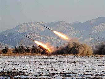 Пуск ракет в Северной Корее. Фото из архива (c)AFP Пуск ракет в Северной Корее. Фото из архива (c)AFP