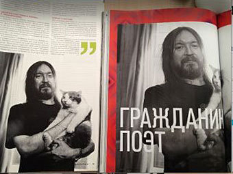 Интервью Егора Летова журналу Billboard (слева) и GQ. Фото со страницы Александры Буц в Facebook
