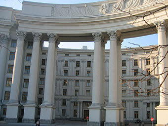 Здание МИД Украины. Фото 'Ленты.ру' Здание МИД Украины. Фото 'Ленты.ру'
