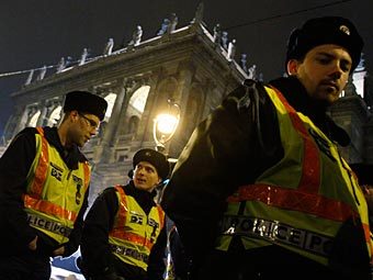 Полиция Венгрии. Фото Reuters Полиция Венгрии. Фото Reuters