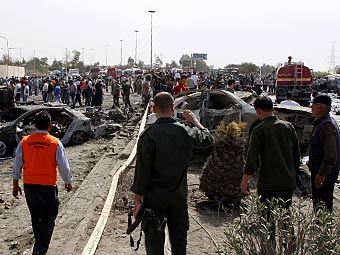На месте взрывов в Дамаске. Фото Reuters На месте взрывов в Дамаске. Фото Reuters