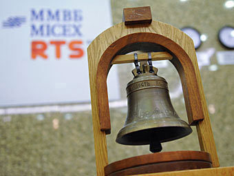 Индекс ММВБ опустился ниже 1300 пунктов