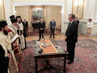 Вступление Антониса Самараса на должность премьер-министра Греции. Фото Reuters Вступление Антониса Самараса на должность премьер-министра Греции. Фото Reuters