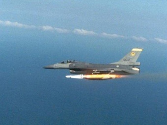 F-16 ВВС Тайваня. Фото с сайта defenseindustrydaily.com