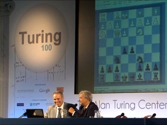 Стоп-кадр из видео, размещенного на сайте http://chessbase.com