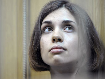 Толоконникова объявила голодовку. 