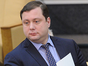 http://img.lenta.ru/news/2012/08/01/ostrovskiy/picture.jpg