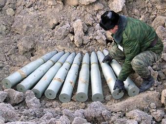 Подготовка снарядов к утилизации. Фото с сайта arms-expo.ru