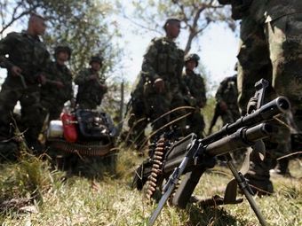 Колумбийские военные. Архивное фото (c)AFP Колумбийские военные. Архивное фото (c)AFP