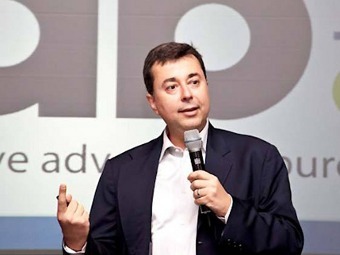 Глава Google-Бразилия Фабио Хосе Силва Коэльо. Фото с сайта www.bahiatododia.com.br Глава Google-Бразилия Фабио Хосе Силва Коэльо. Фото с сайта www.bahiatododia.com.br