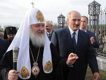 Патриарх Кирилл и Александр Лукашенко. Архивное фото РИА Новости, Сергей Пятаков