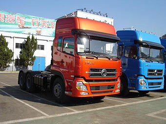 Седельный тягач Dong Feng. Фото с сайта dongfeng-trucks.ru