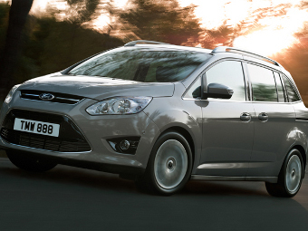 Ford прекратил поставки в Россию минивэнов C-MAX Ford прекратил поставки в Россию минивэнов C-MAX
