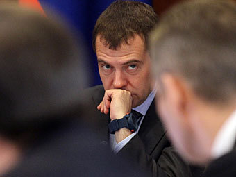 http://img.lenta.ru/news/2012/11/20/medvedev/picture.jpg