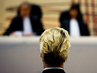 Геерт Вилдерс в суде. Фото из архива Reuters