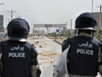Ïîëèöèÿ â Äæàëàëàáàäå. Àðõèâíîå ôîòî (c)AFP Ïîëèöèÿ â Äæàëàëàáàäå. Àðõèâíîå ôîòî (c)AFP