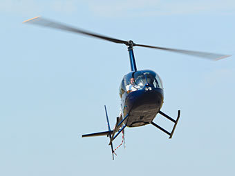 Robinson R-44. Фото из архива Коммерсантъ, Олег Харсеев