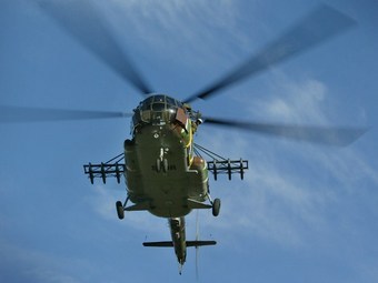 Вертолет Ми-8. Архивное фото (c)AFP Вертолет Ми-8. Архивное фото (c)AFP