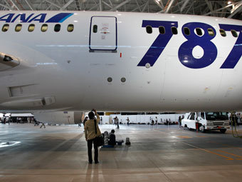 Boeing 787 авиакомпании ANA. Фото: Toru Hanai / Reuters Boeing 787 авиакомпании ANA. Фото: Toru Hanai / Reuters