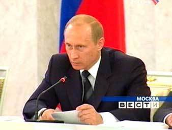 Президент России Владимир Путин. Кадр ТК ''Россия'', архив, 2004 год