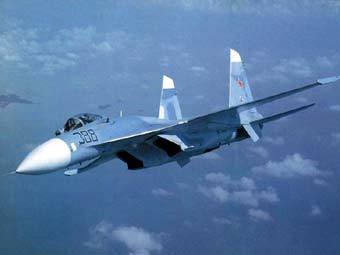 Истребитель Су-27. Фото с сайта svavia.ru