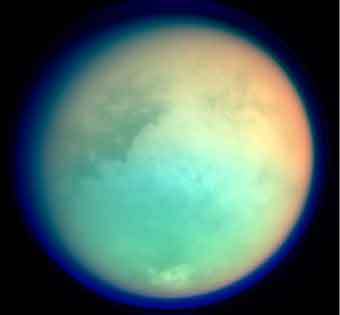 Титан, фото с официального сайта NASA